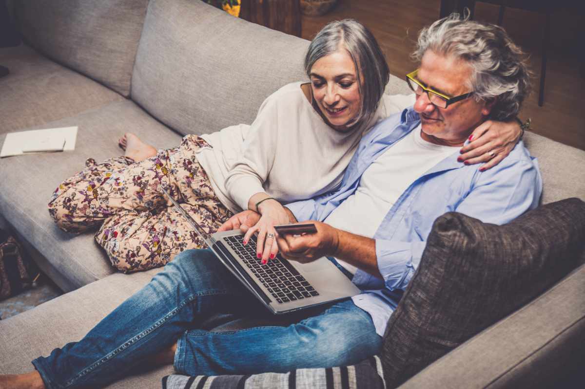 couple using AI technology